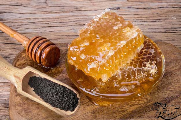 ترکیب عسل و سیاه دانه